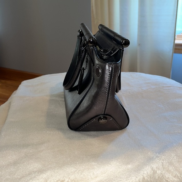 Coach Bag - Picture 3 of 8